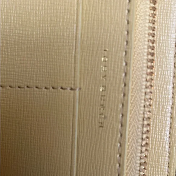 Tory Burch Brown Wallet - Picture 10 of 12